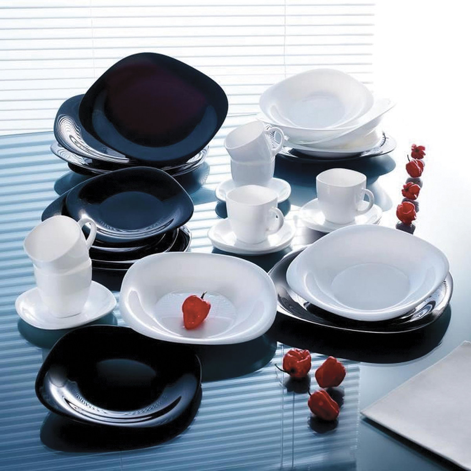  посуды столовый, 30 предметов, черное и белое стекло, 